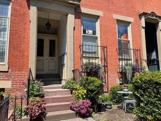Building Photo - 920 N Calvert St