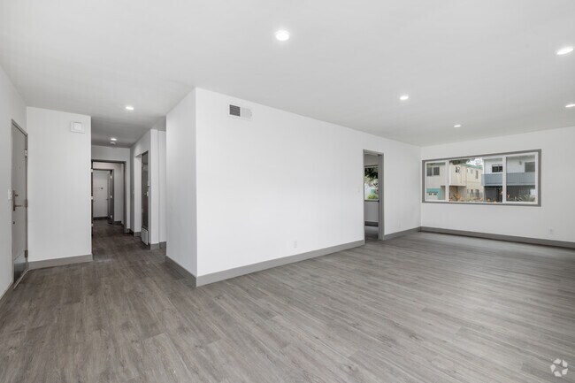 3 habitaciones, 2 baños, 148 m2, sala de estar - 1408 Barry Ave