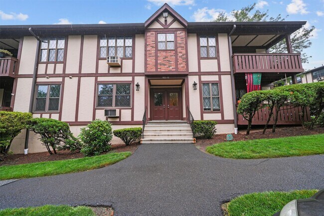 Foto del edificio - 407 Sierra Vista Ln