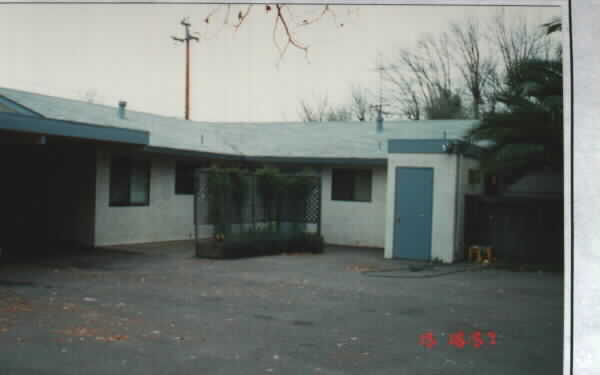 Foto principal - 104 Pine Ave