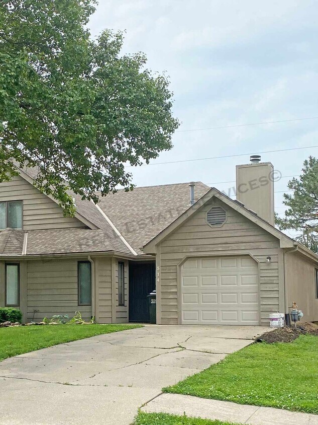 314 Glenview Dr, Lawrence, KS 66049 Townhome Rentals in Lawrence KS