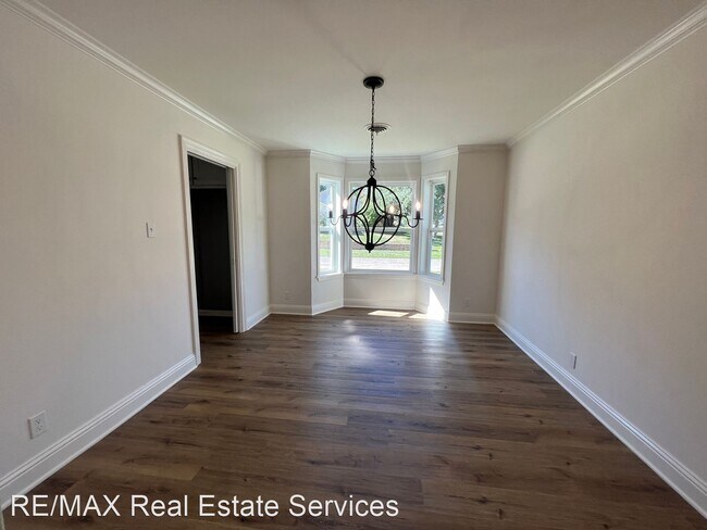 Foto del edificio - 4 br, 2.5 bath House - 540 Dunmoreland Drive