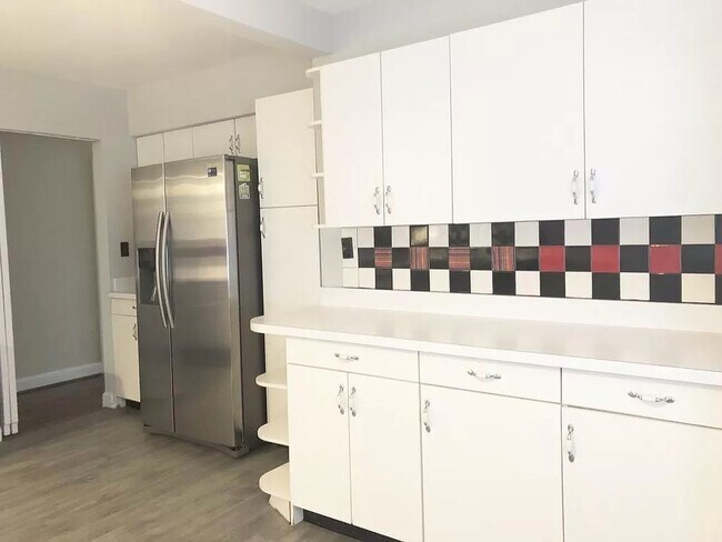 Foto del edificio - 5616 23rd St N