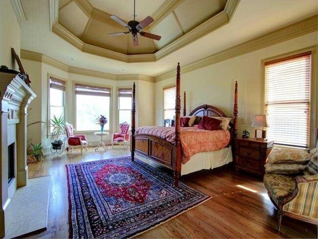 Foto del edificio - 502 Rivercliff Trce