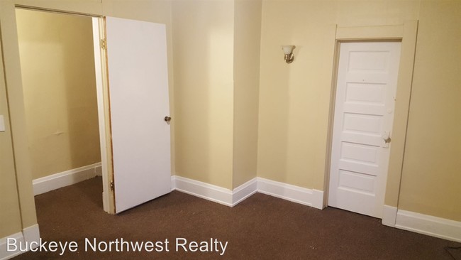 Building Photo - 4 br, 2 bath House - 1109 Hamilton