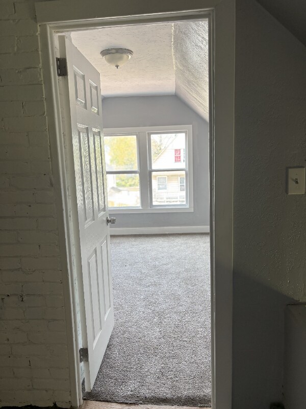 2833 E 100th St Cleveland, OH 44104 – photo 2