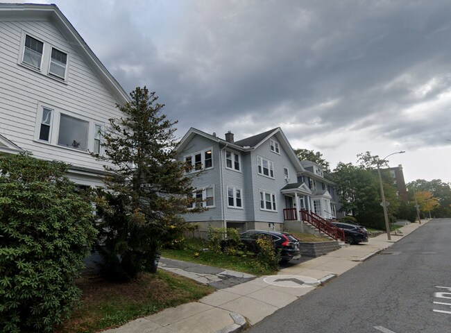 Foto del edificio - 16 Gerald Rd