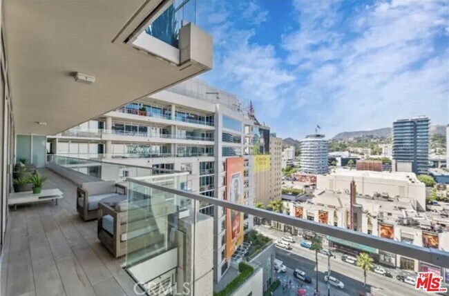 Foto del edificio - 6250 Hollywood Blvd