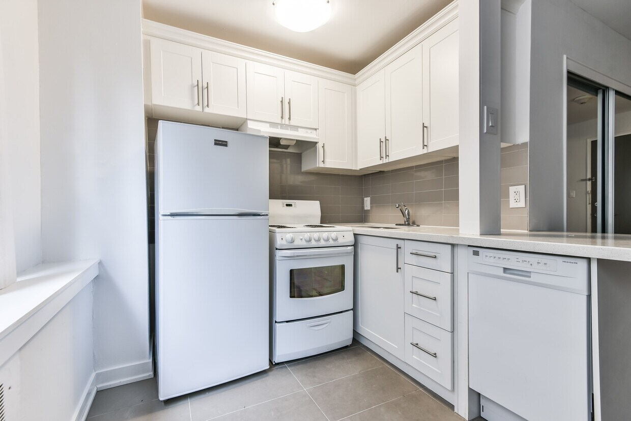 Photo du bâtiment - Avenue Park Apartments