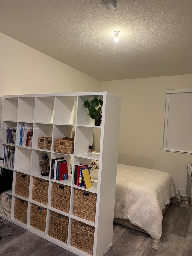 Foto del edificio - 6502 NW 105th Pl