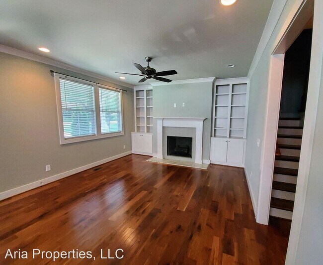 Building Photo - 3 br, 2.5 bath House - 1510-A Montgomery Ave.