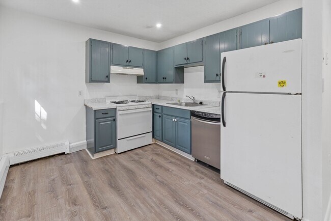 Building Photo - 50 Farrwood Ave