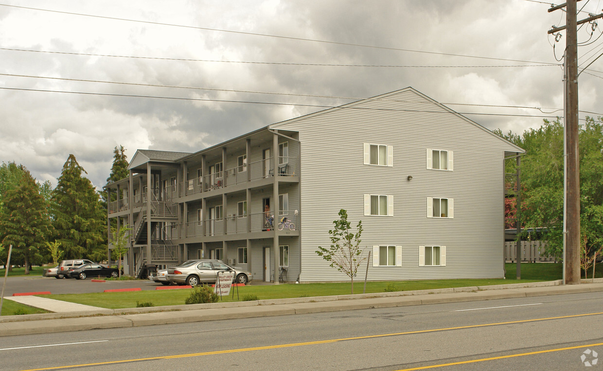 Primary Photo - Valley Green Apartments