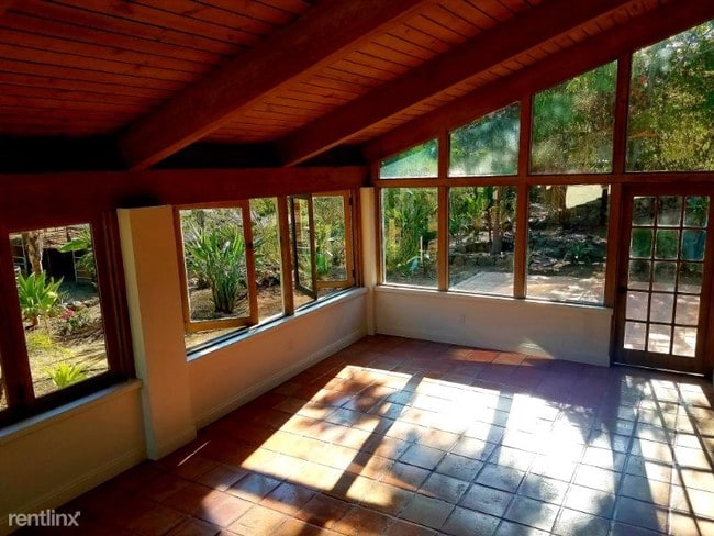 Building Photo - 17216 La Brisa