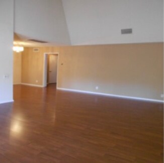 Building Photo - 31555 Lindero Canyon Rd