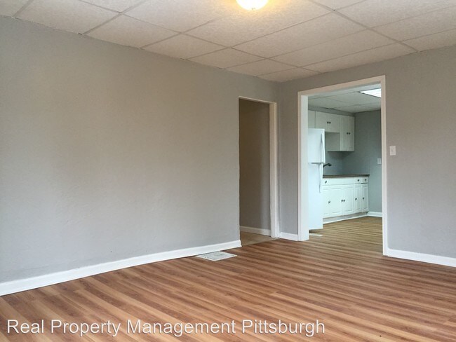 Foto del edificio - 244 Hazelwood Ave