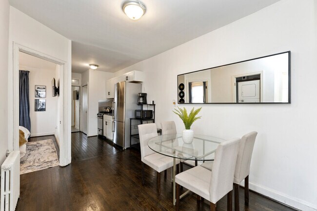 Building Photo - 1501 17th St SE