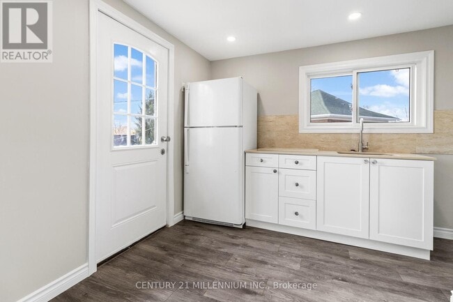 Building Photo - 1424 Beaverdams Rd