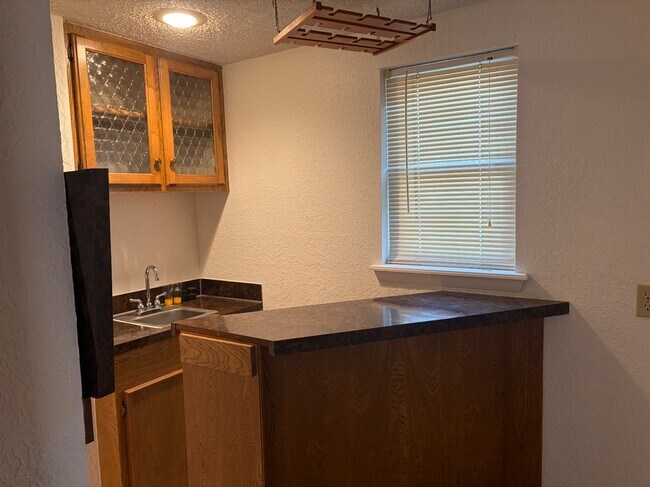 Foto del edificio - 4005 N Garrison Ave