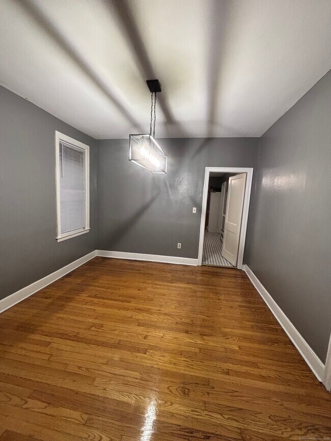 Foto del edificio - 33 Aetna St