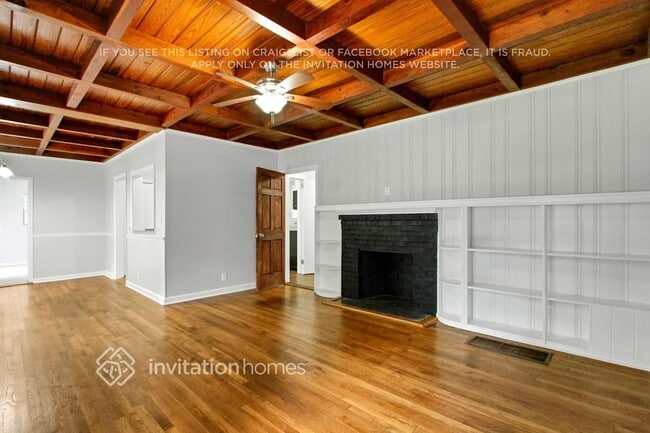 Building Photo - 4364 Cary Dr SW