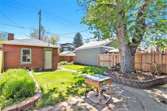 Building Photo - Charming 3Bed/2Bath Bungalow in Wash Park ...