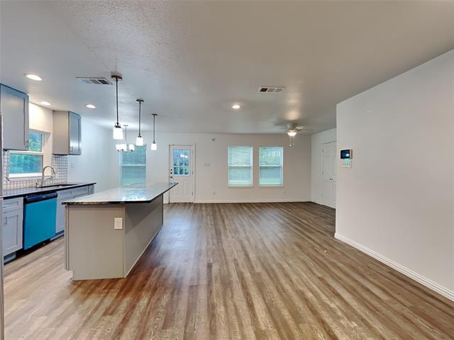 Building Photo - 2544 Falls Dr