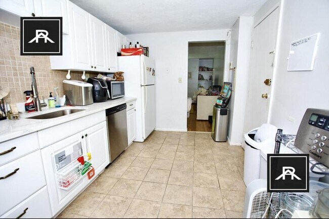 Foto del edificio - 2 bedroom in Brighton MA 02135