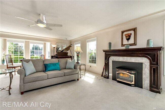 Building Photo - 3 br, 2 bath House - 1628 SW 152nd Street