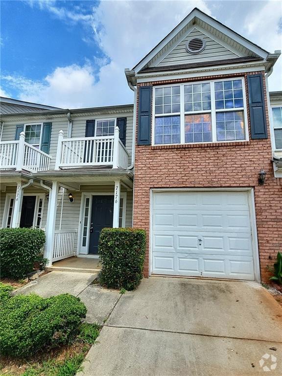 Southlake Townhomes Pet Friendly Townhouses for Rent Morrow, GA 1