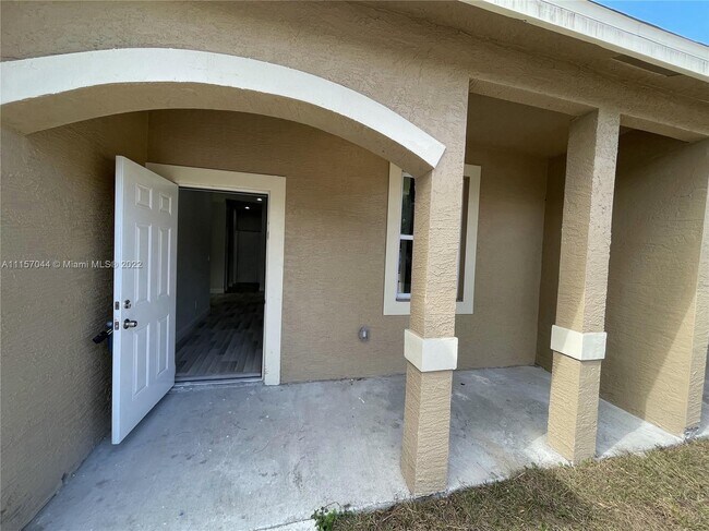 Foto del edificio - 306 N 18th Ct