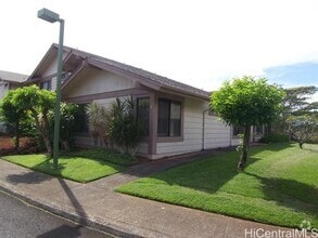Building Photo - 98-1752-1752 Ka?ahumanu St