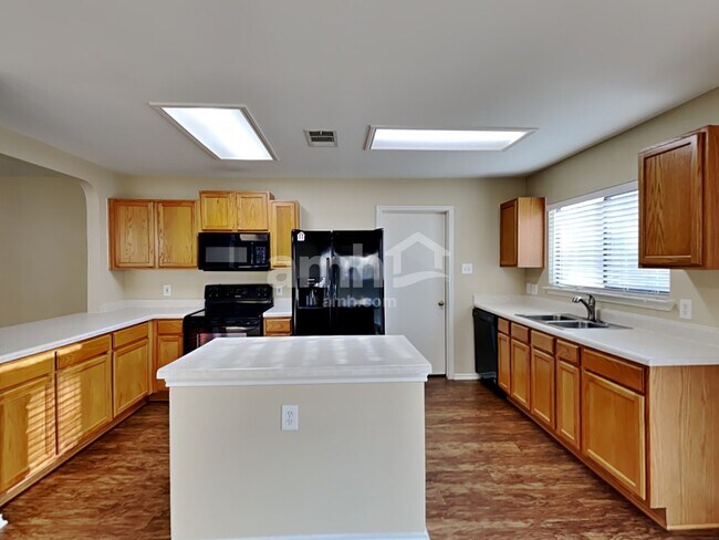 Building Photo - 1227 Deerhound Pl