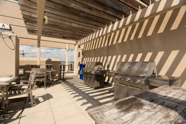 Foto del edificio - 811 4th St NW