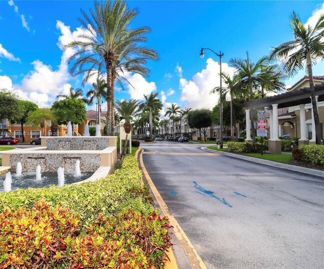Foto del edificio - 9020 W Flagler St