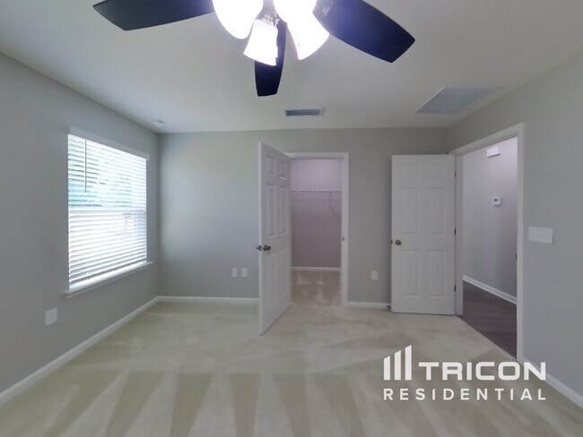 Foto del edificio - 8304 Fouraker Forest Rd