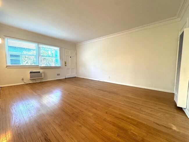 Foto del edificio - 2800 St George St