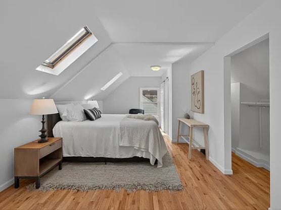 Primary Suite - 5600 Harriet Ave