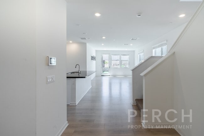 Building Photo - 24473 Sonieta Ct