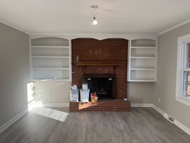 Photo - 107 Emlee St House