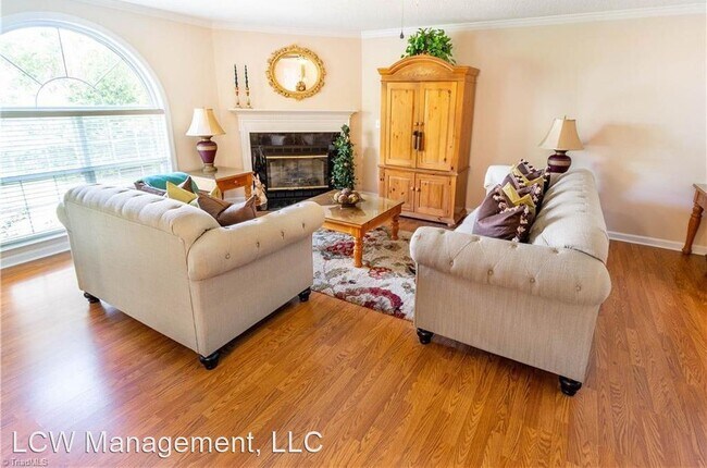 Building Photo - 2 br, 2 bath House - 223 Quietwood Drive