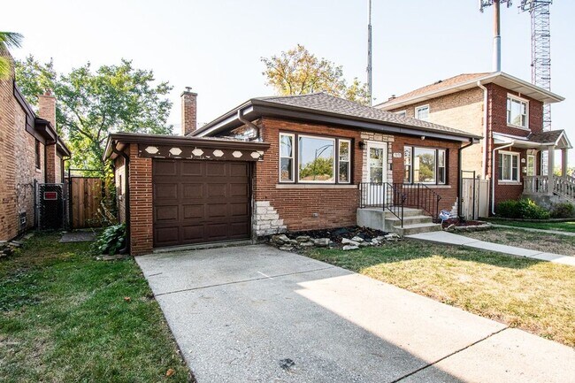 Foto del edificio - 7171 W Armitage Ave