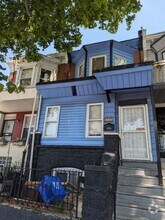 Building Photo - 5735 Chestnut St