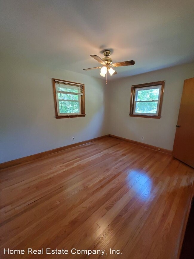 Building Photo - 3 br, 1.5 bath House - 644 Motor Road