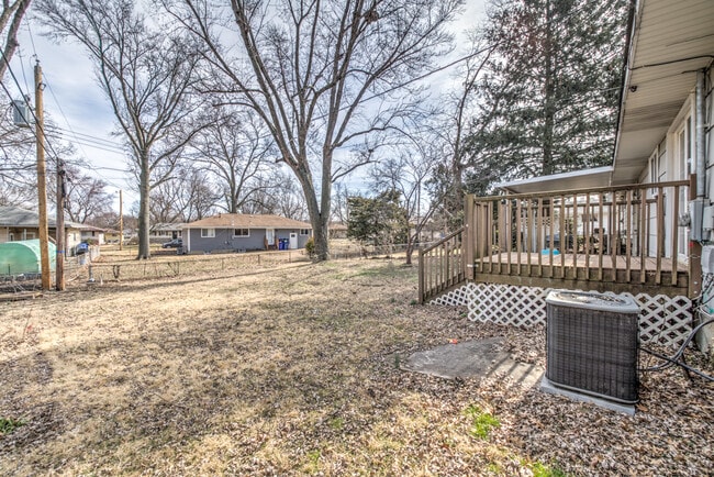 Building Photo - 1700 Patterson Rd