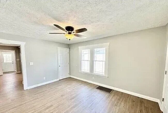 Foto del edificio - 1509 Lincoln Ave