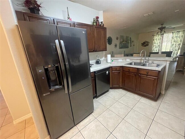 Foto del edificio - 519 Knollwood Dr
