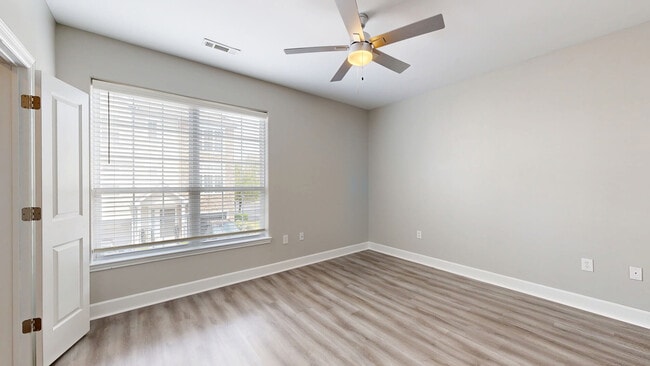 Interior Photo - Lenox Farms