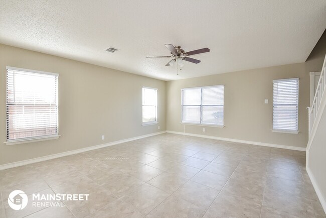 Foto del edificio - 8118 Sunshine Trail Dr