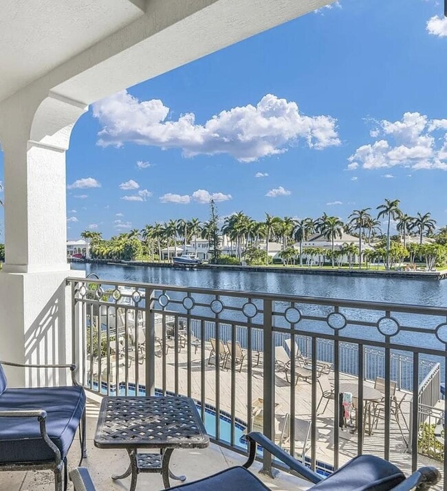 Building Photo - 3042 Waterside Cir